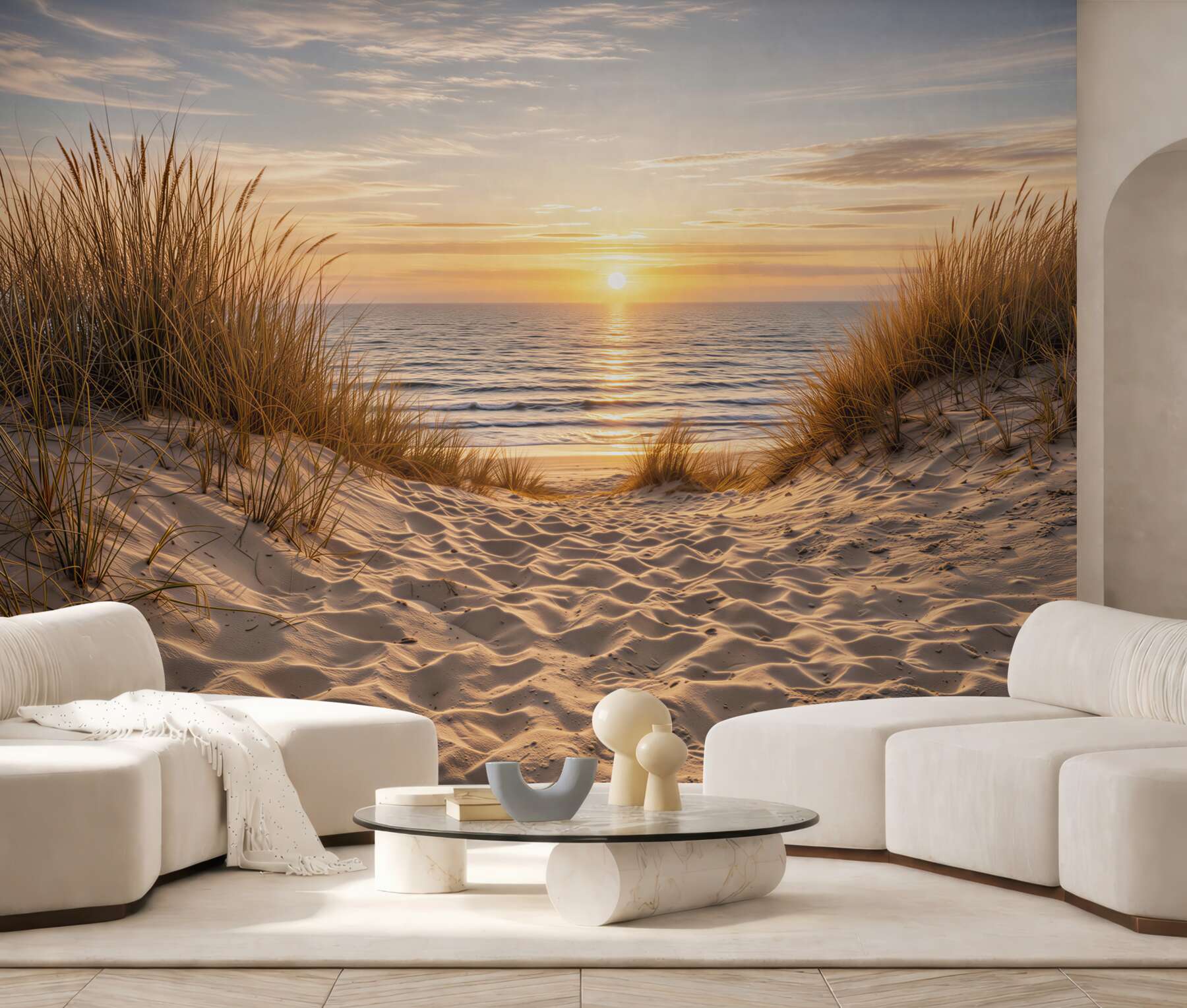 Fototapeta plaża o zachodzie słońca z wydmami i trawą nad morzem